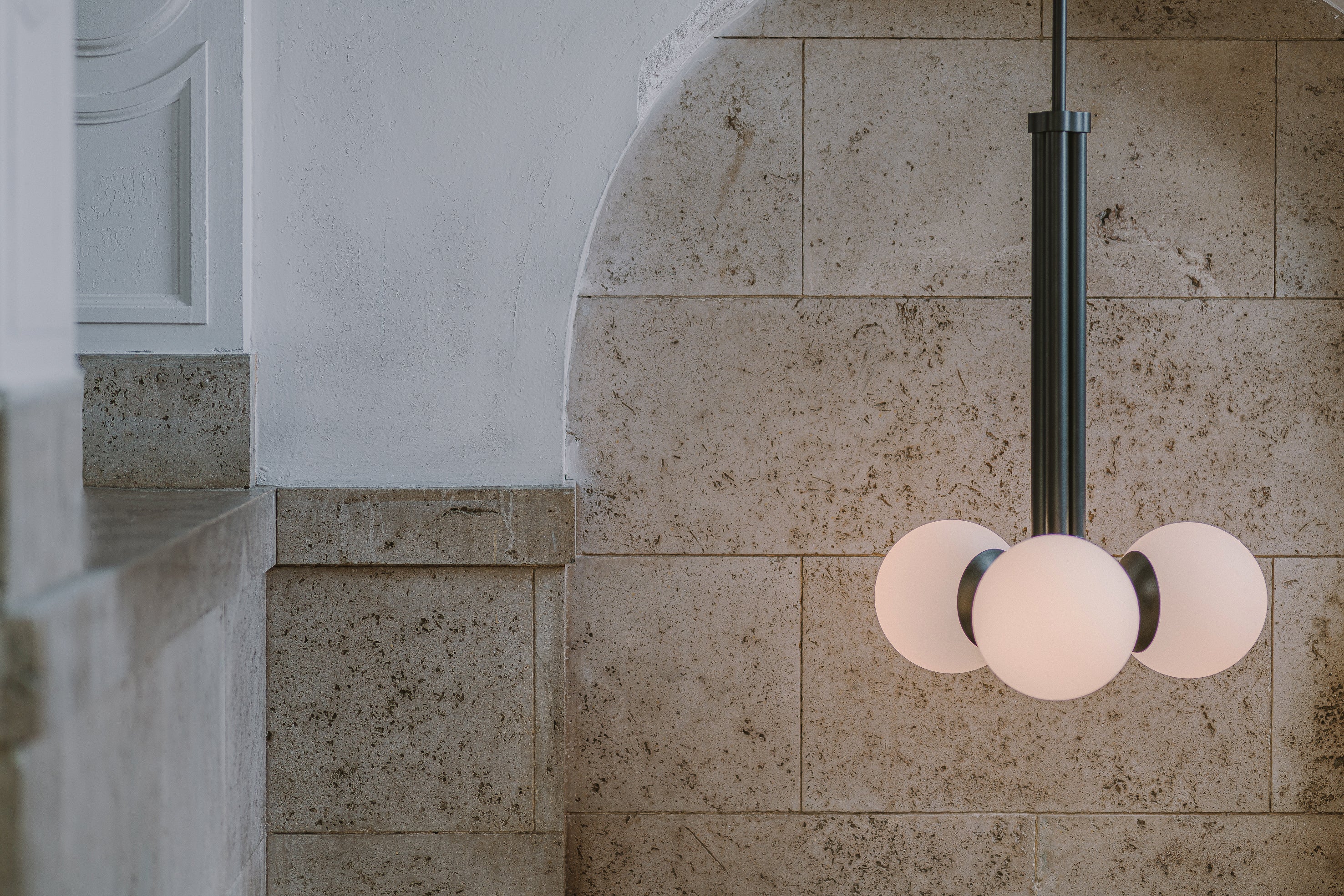 Schwung Tubular 700 Chandelier Black Gunmetal